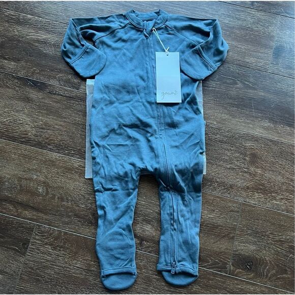 NWT Goumi Kids Midnight Baby Footie SZ 3-6 mo Blue Bamboo Zippy Sleeper - Picture 1 of 3